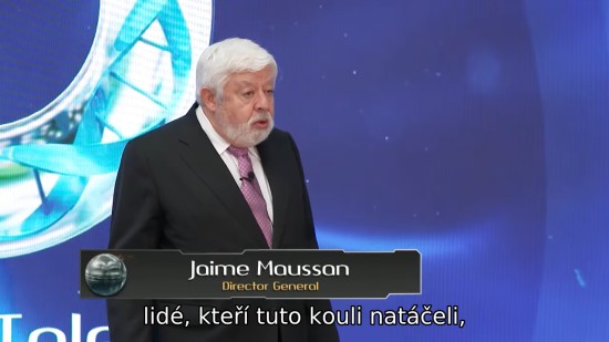 Organizátor konference Jaime Maussan Organizátor konference Jaime Maussan